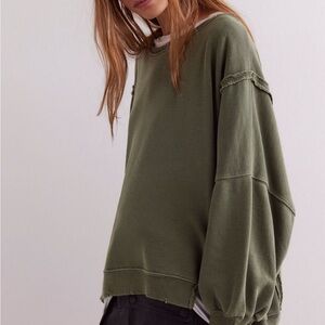 FREE PEOPLE We The Free Camden Sweatshirt, Adventurer (olive green), Size:Medium